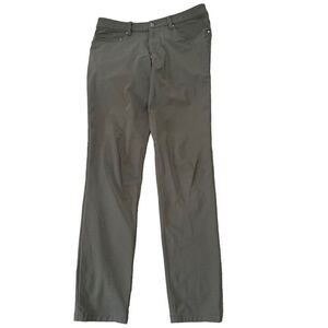 Lululemon ABC Pant *Skinny 34" size 31
Army green    A467